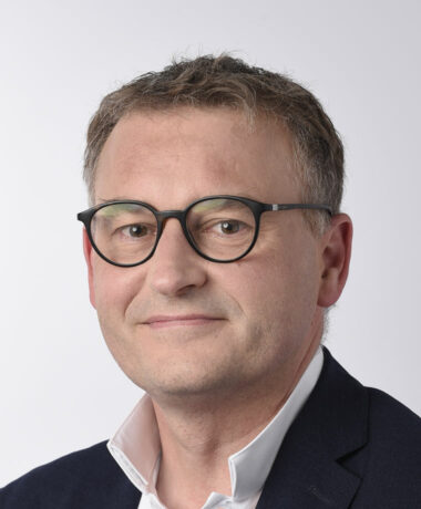 Éric QUÉNARD