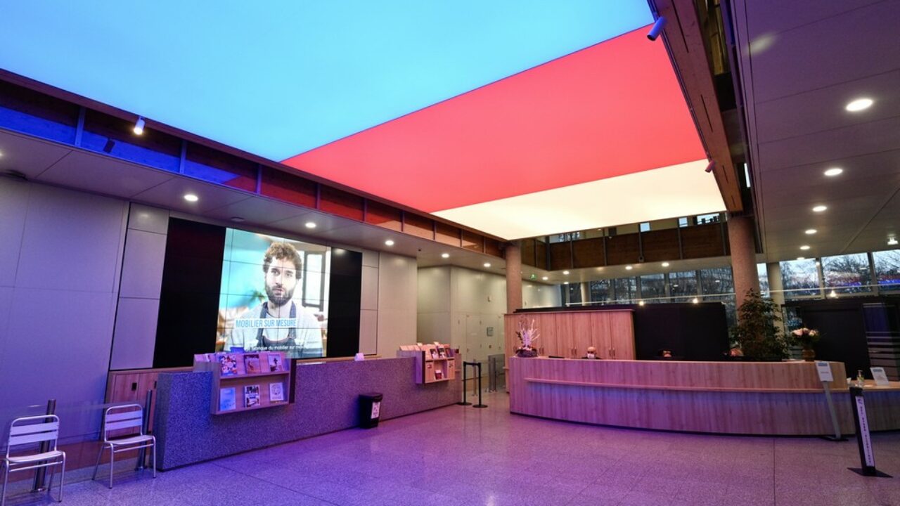 Nouvel amenagement du hall d'accueil au siege de Strasbourg - Atrium
