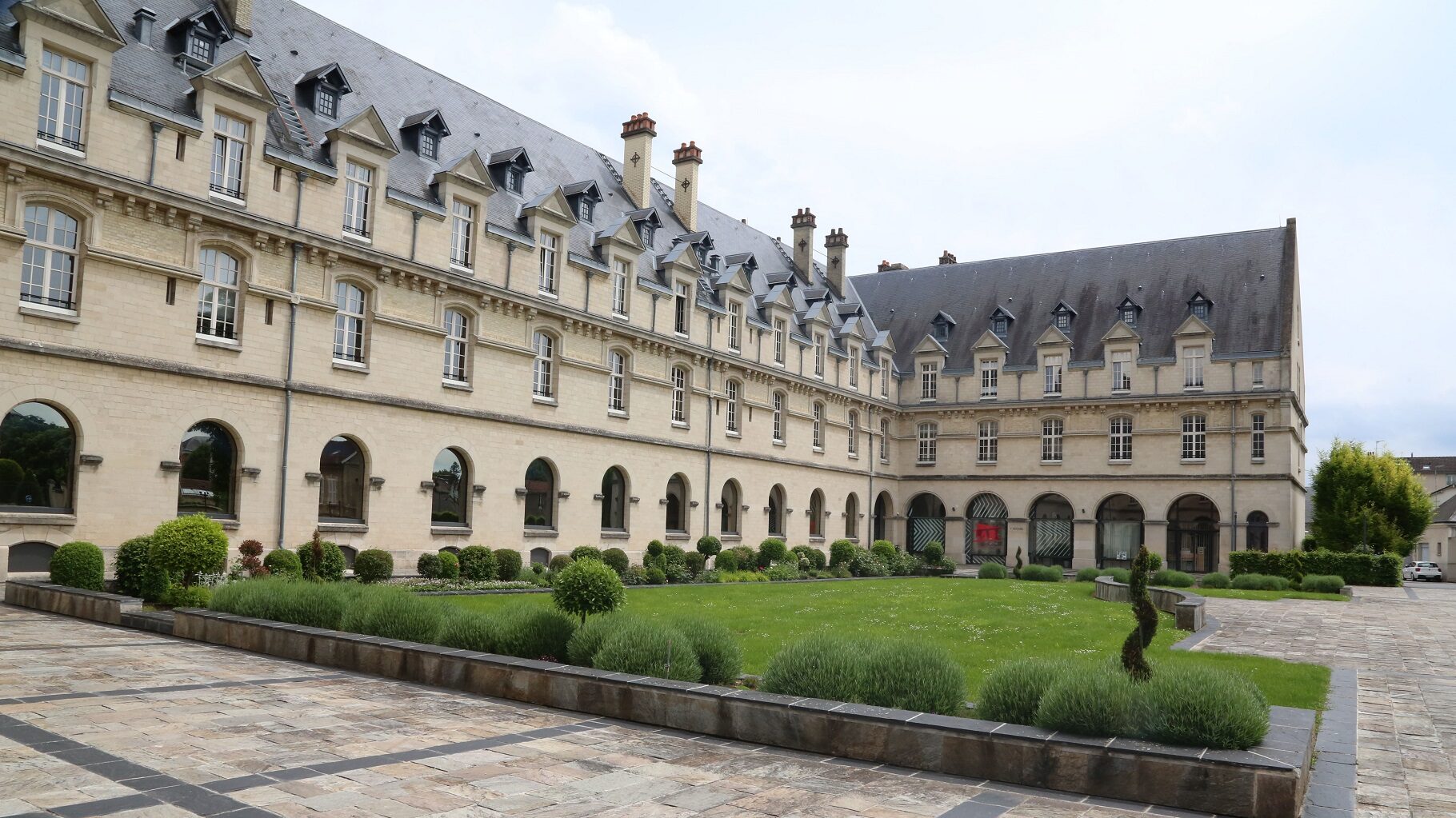 Maison De La Région Châlons En