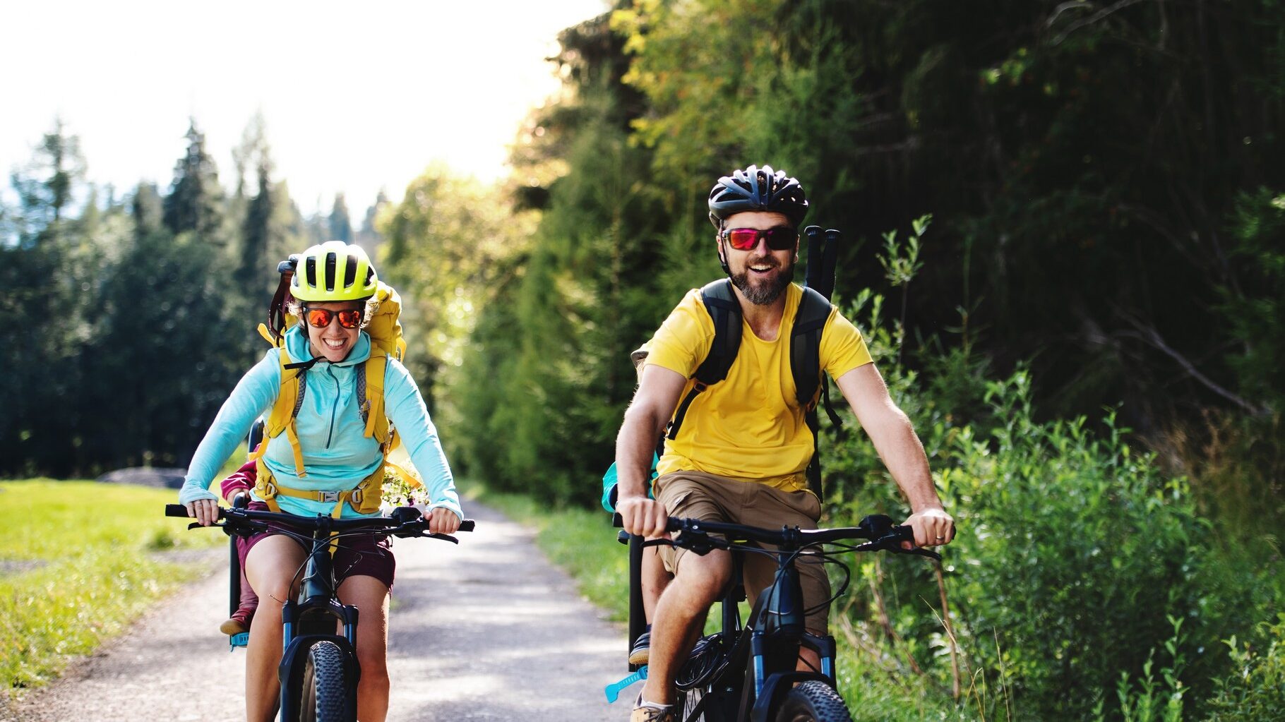 Velo en famille - Cyclistes en vtt