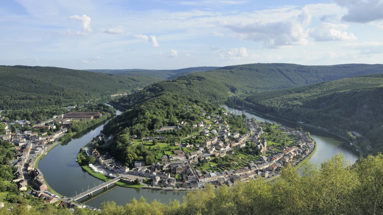 Boucle de la Meuse a Montherme dans les Ardennes