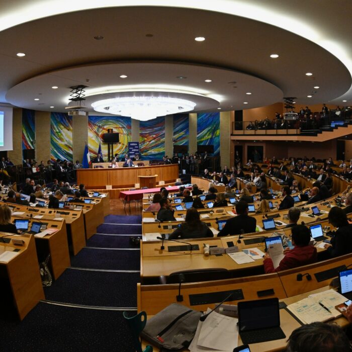 Suivez en direct la Séance plénière du Conseil régional