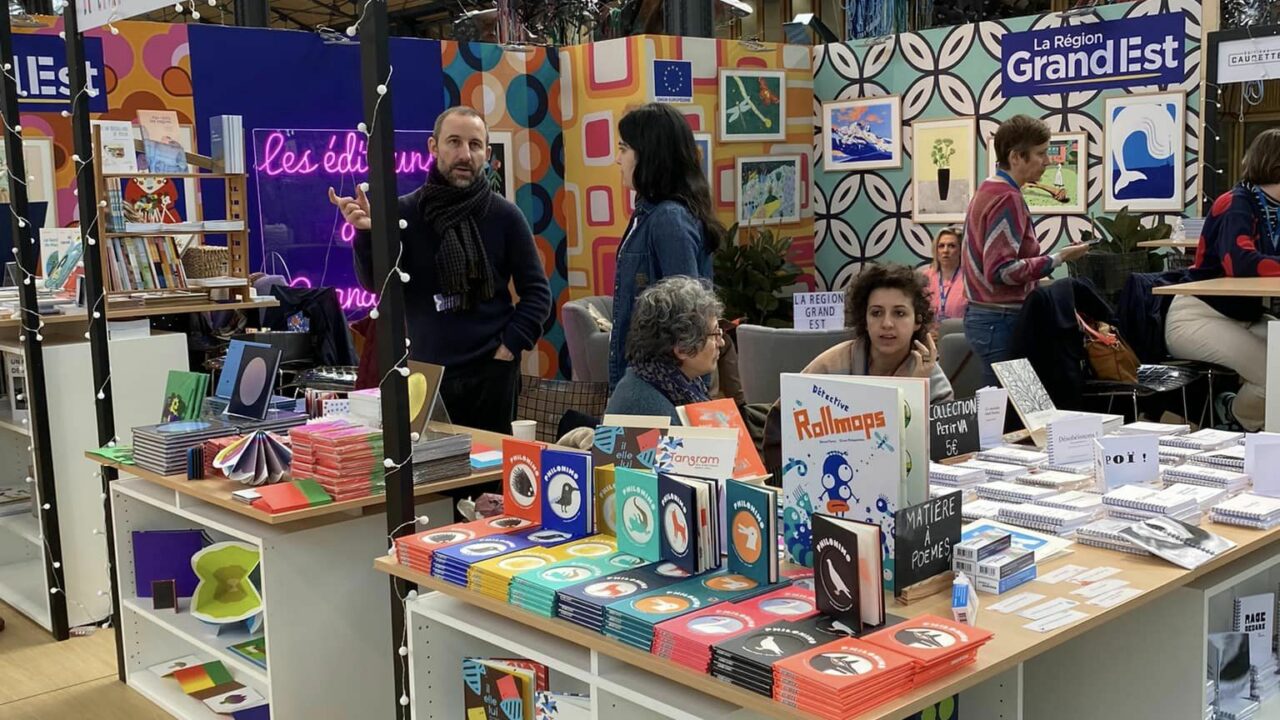 Présence de la Région sur un salon du livre