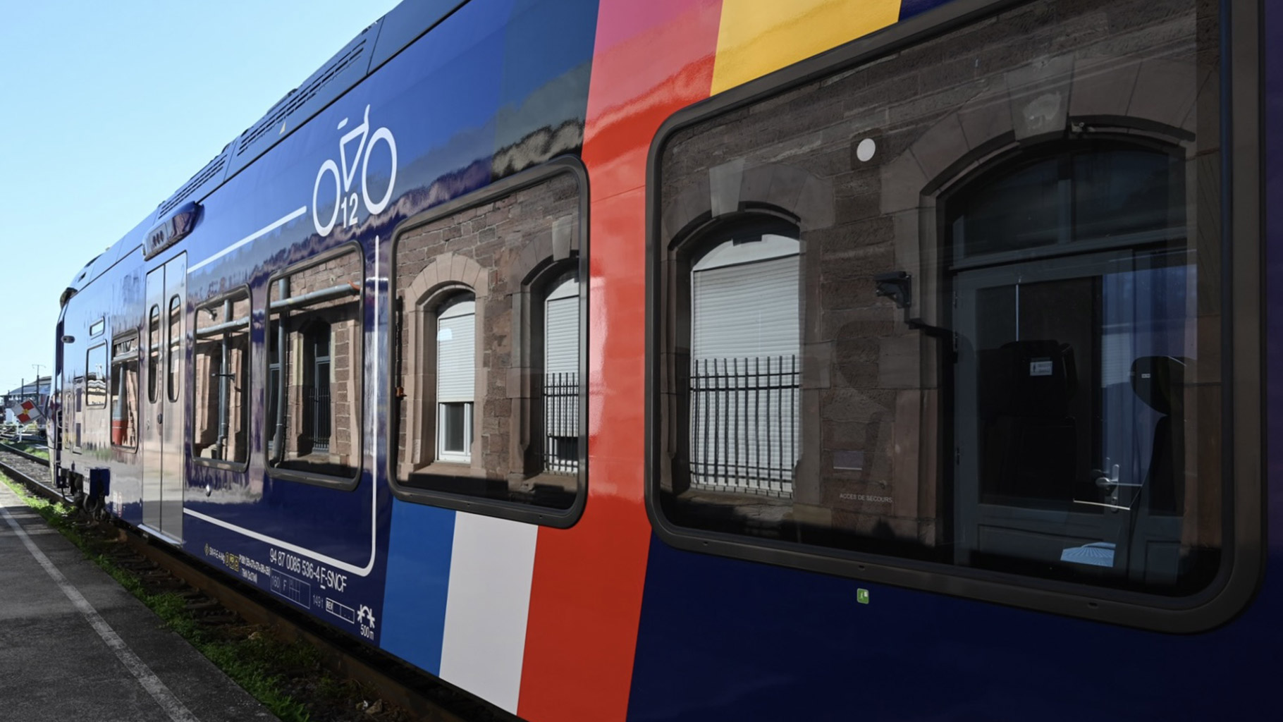 La Région Grand Est et le Bade-Wurtemberg renforcent la mobilité transfrontalière avec un nouveau train Régiolis