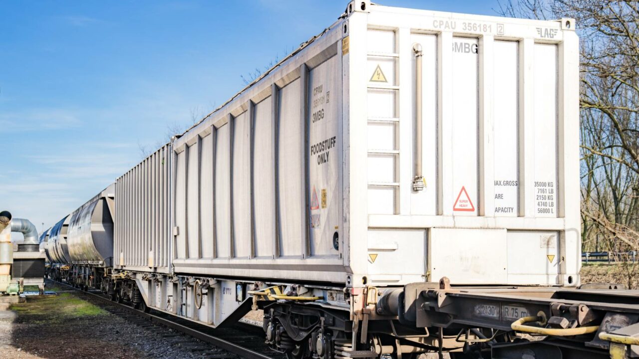 Fret ferroviaire : pour un transport plus durable et compétitif