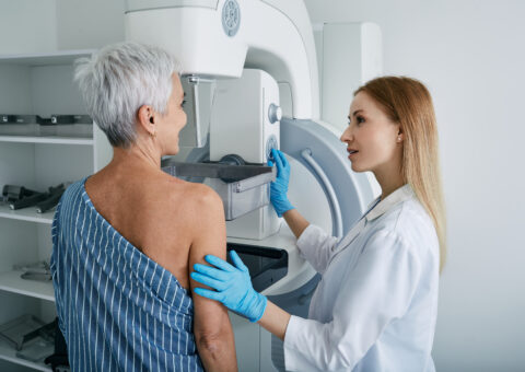 Bus santé-dépistage pour les femmes avec mammographes embarqués