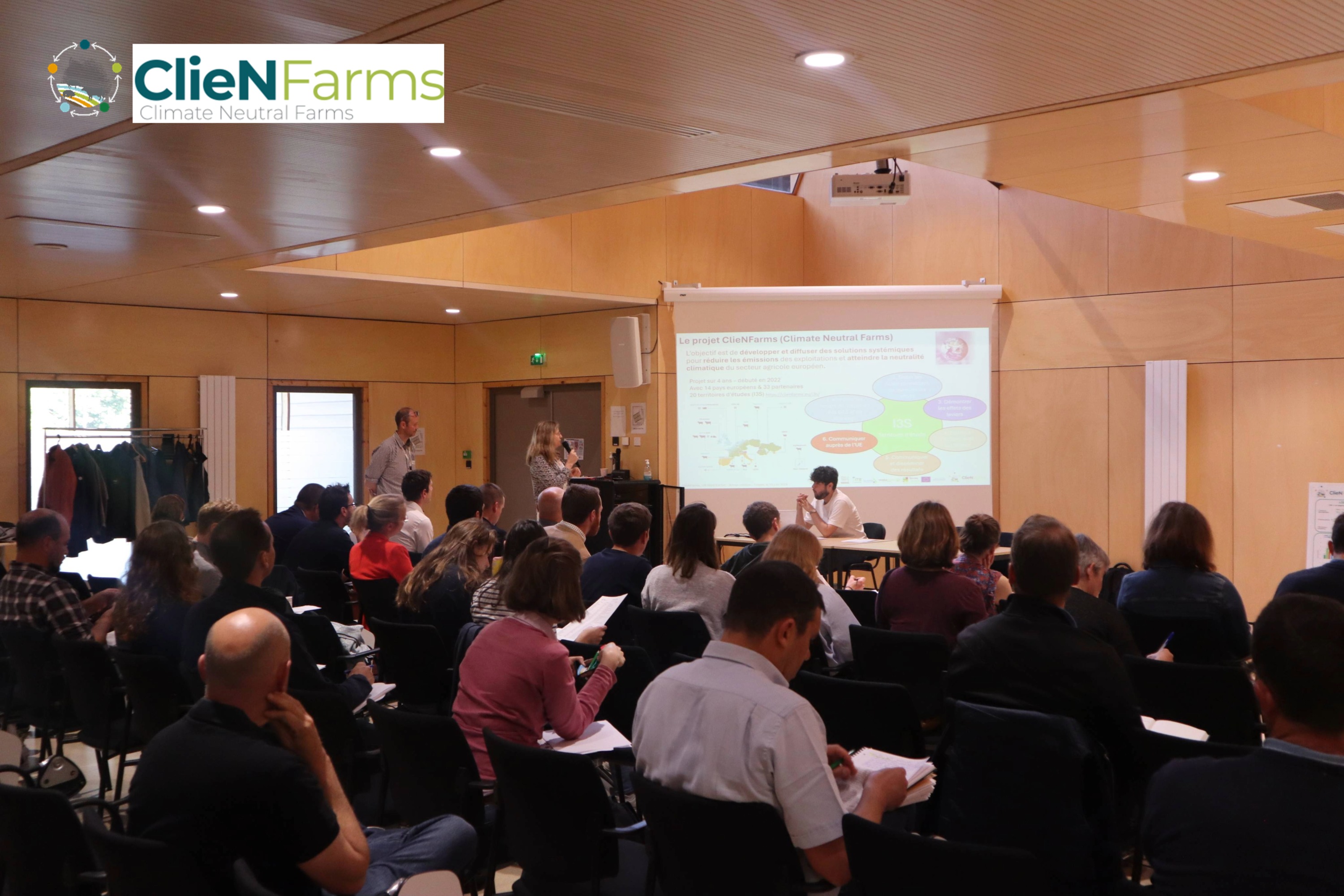 ClieNFarms : Arène Créative