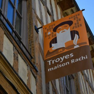 Rachi de Troyes inscrit au Patrimoine européen : une fierté pour le Grand Est