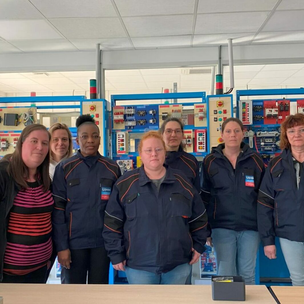 Femmes dans l&rsquo;industrie : une formation sur mesure pour revenir à l’emploi